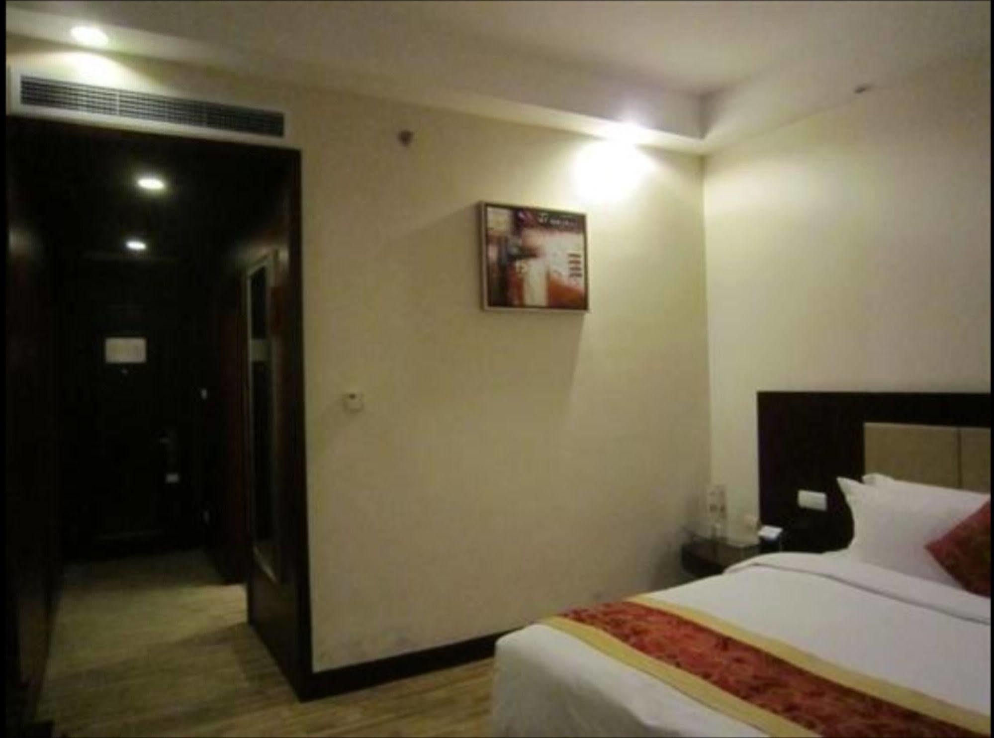 Grand Metropark Hotel Shandong Τζινάν Εξωτερικό φωτογραφία